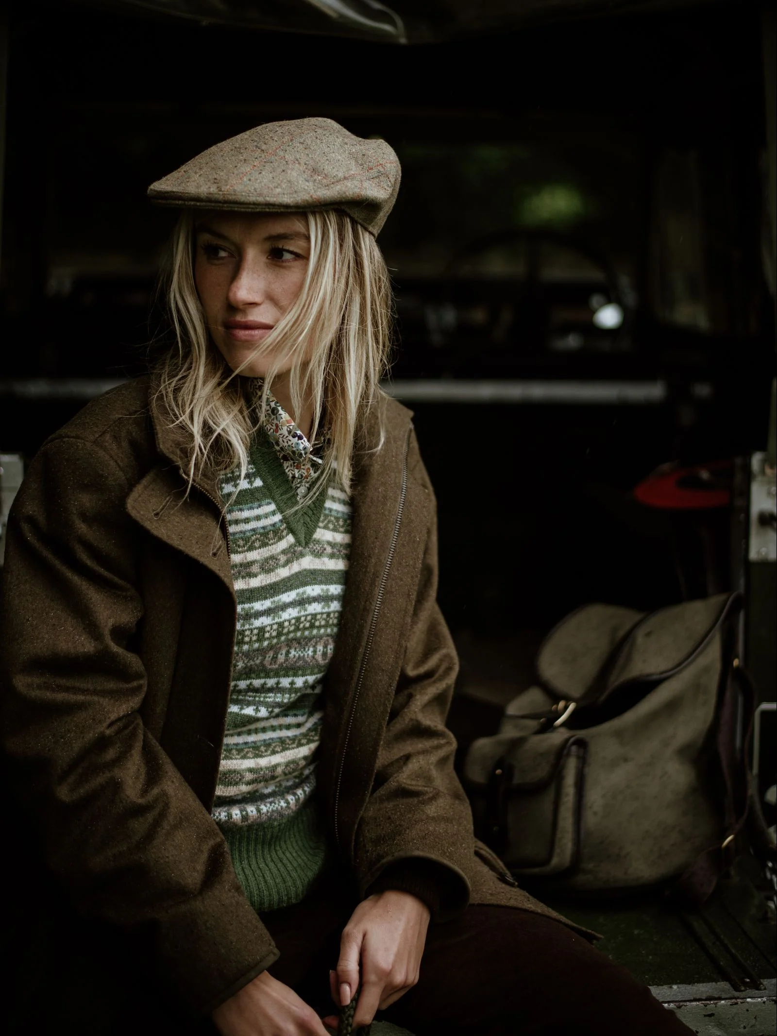 Auld Stock Cashmere V-Neck Fairisle Slipover - Image 4