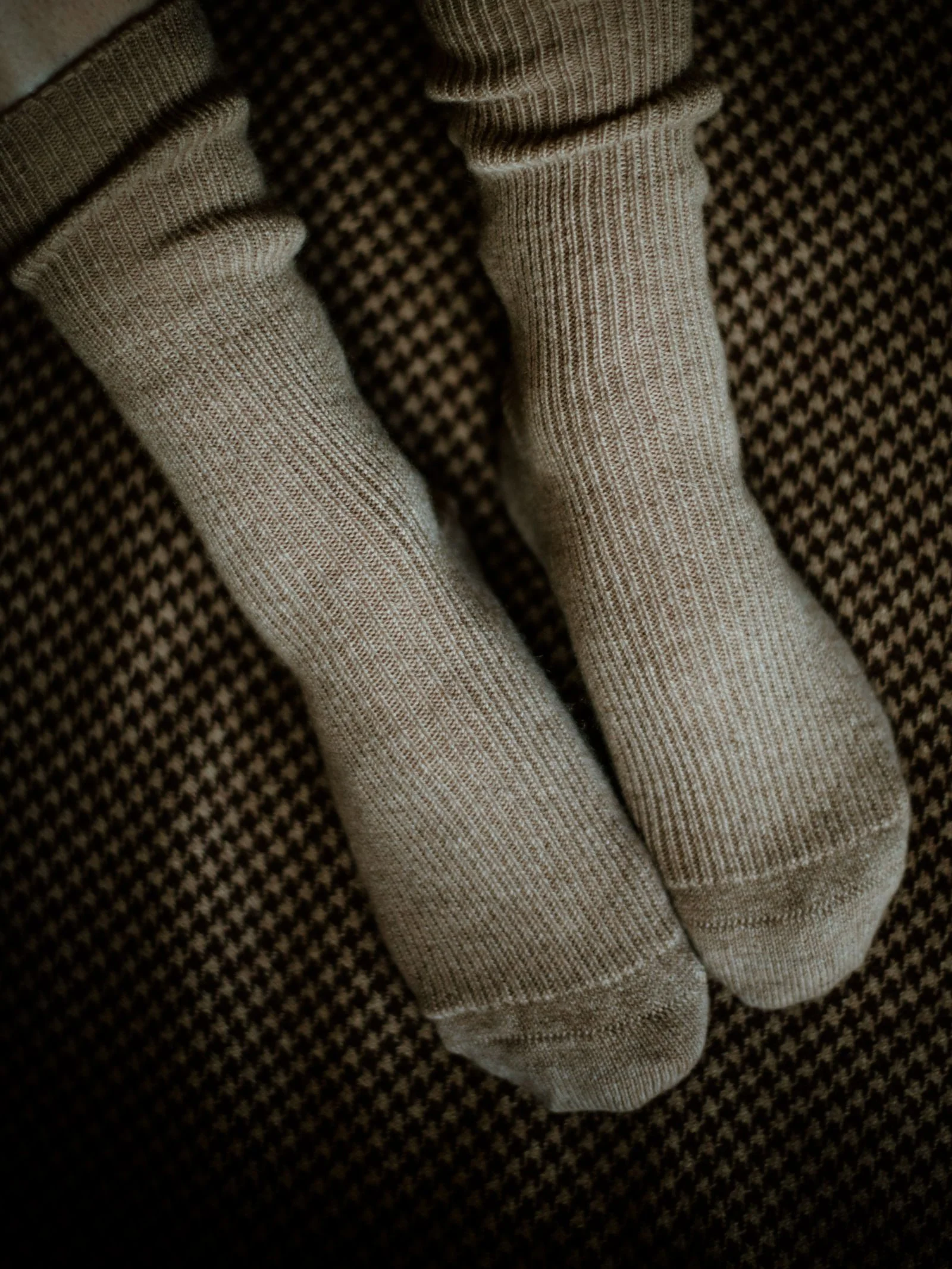 Plain Cashmere Socks - Image 4